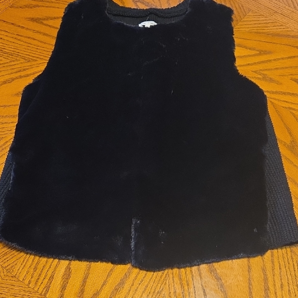 Maurices Black Sleeveless Faux Fur Vest